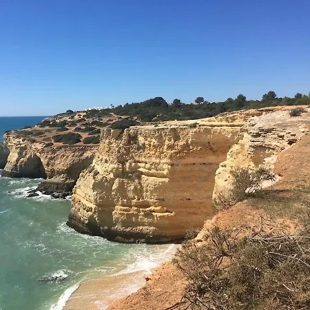 Magnifique F2 A Da Rocha * Portimão