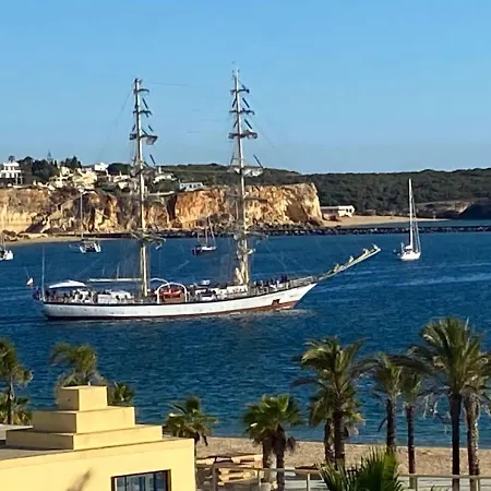 Magnifique F2 A Da Rocha Portimão